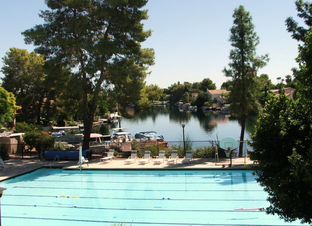 The Lakes in Tempe Community Pool